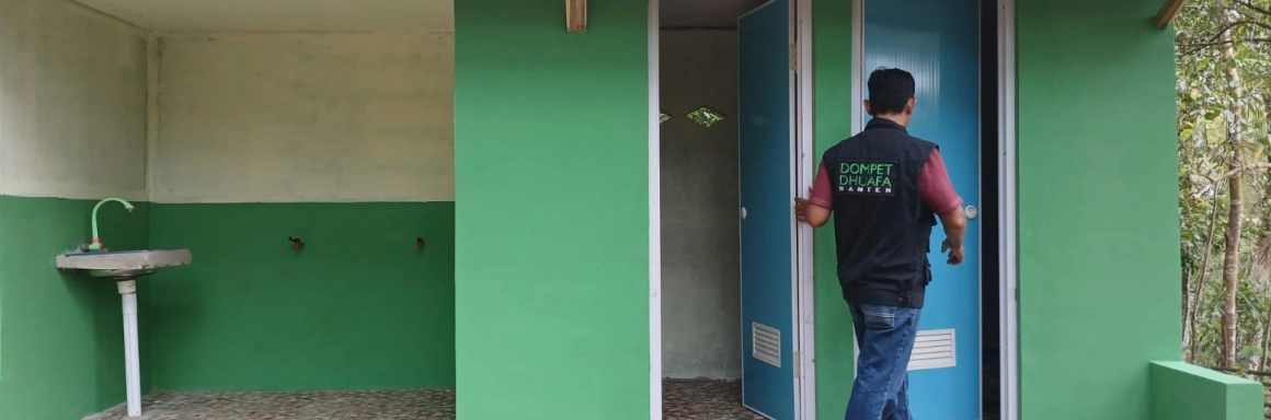 XM Love finanziert die Renovierung von Schultoiletten (Bild 2)